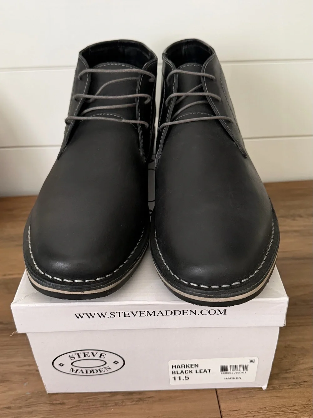 Steve Madden Black Leather Chukka Boots